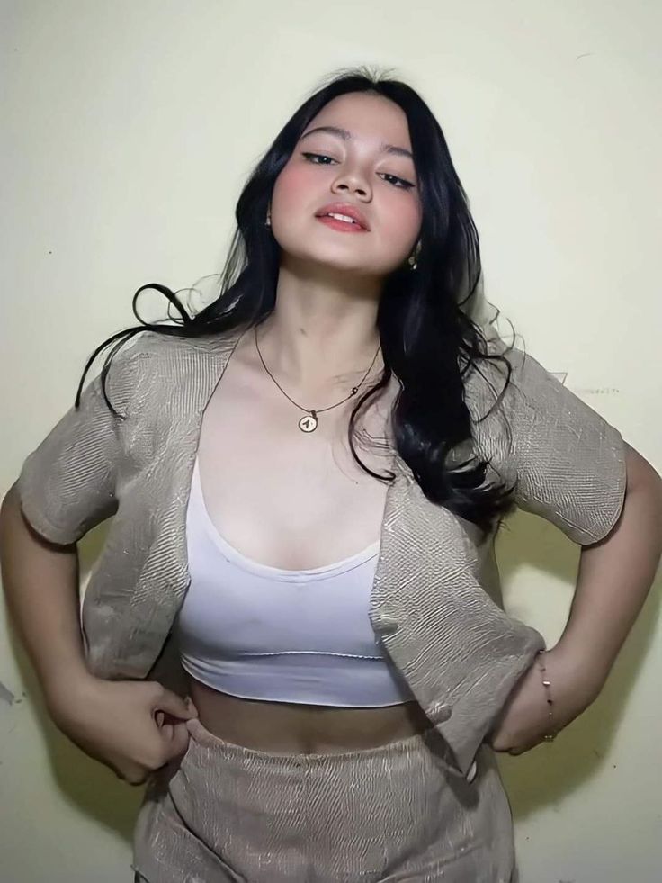 New Video Viral ABG Mahasiswi Cantik Tutorial Gesek Apem di Parkiran Kampus Top Trending Global Indonesia 2025
