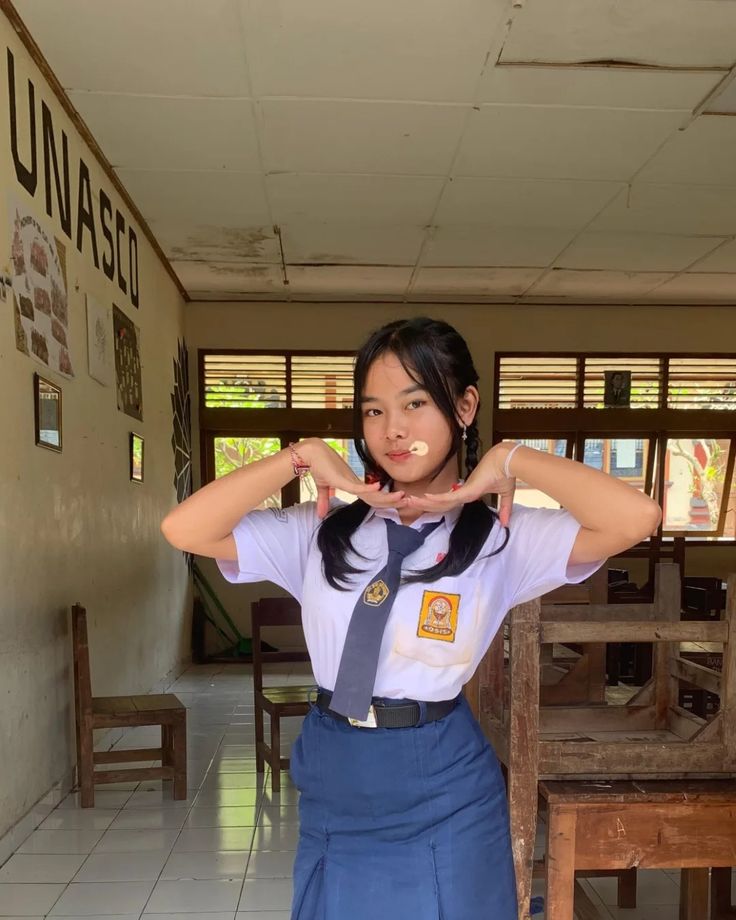 Viral Terbaru Indonesia Aku Duduk Nyamping, Dia Langsung Nempel Top Global Smp