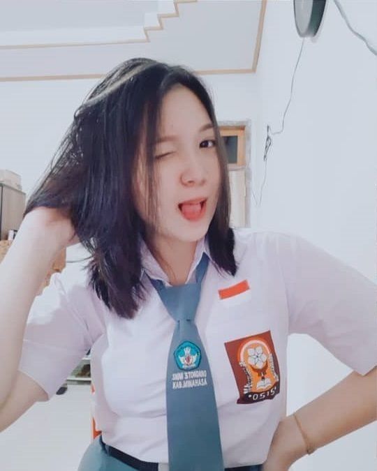 Top 7 Anak Viral SMA Trending 2026 Indonesia Anak Jaman Sekarang Bolosnya Ke Hotel One For All Seragam Putih Abu Adek Kelas Pasrah Total Wiwik New Global 2025 Official